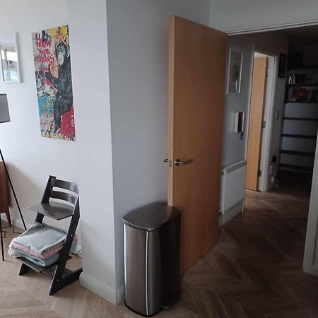Cosy 1 Bedroom Apartment With Balcony Near Chiswick 런던 외부 사진