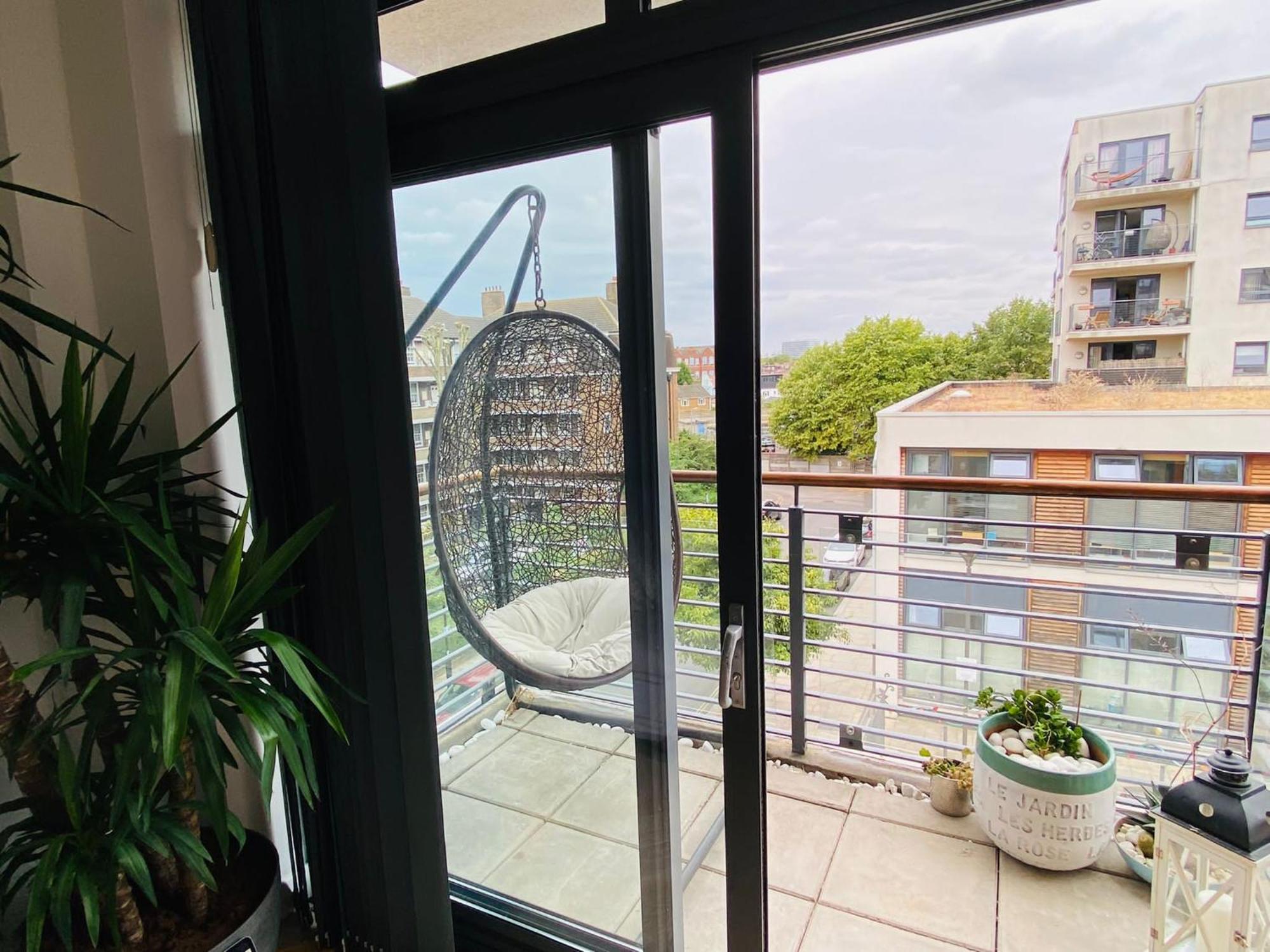 Cosy 1 Bedroom Apartment With Balcony Near Chiswick 런던 외부 사진